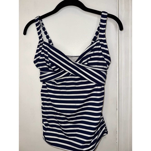 Lands’ End Navy/white tankini and swim shorts - Picture 3 of 10